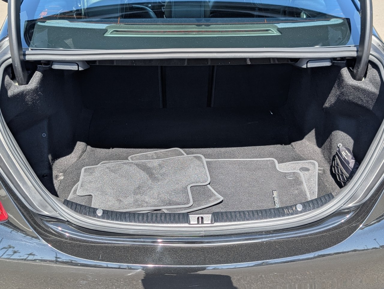 Used 2018 Mercedes-Benz C 300 Sedan image 9
