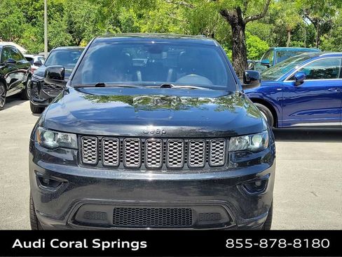 Used 2020 Jeep Grand Cherokee Altitude AWD/4WD image 6