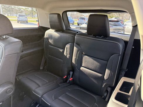 Used 2023 GMC Acadia Denali w/ Denali Technology Package FWD image 78