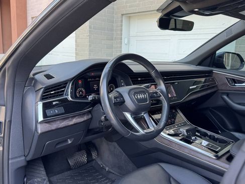 Used 2019 Audi Q8 Premium Plus w/ Premium Plus AWD/4WD image 14