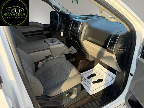 Used 2017 Ford F150 XLT RWD image 5