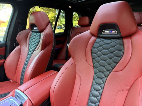 Used 2022 BMW X5 M w/ Competition Package 2 image 8