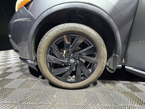 Used 2017 Nissan Murano Platinum w/ Platinum Technology Package image 26