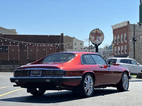 Used 1992 Jaguar XJS V12 Coupe RWD image 3