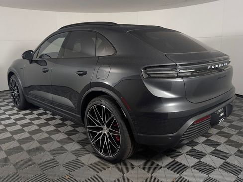 New 2026 Porsche Macan 4S Electric image 3