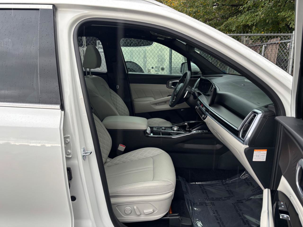 Used 2025 Kia Sorento SX Prestige AWD/4WD image 23