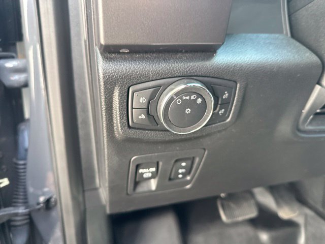 Used 2018 Ford F150 XLT w/ Equipment Group 302A Luxury AWD/4WD image 20