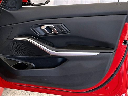 Used 2024 BMW 330i Sedan w/ Convenience Package image 26