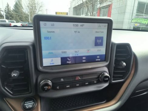 Used 2024 Ford Bronco Sport Outer Banks image 16