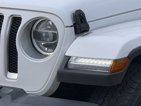 Used 2022 Jeep Wrangler Unlimited Sahara w/ LED Lighting Group image 6