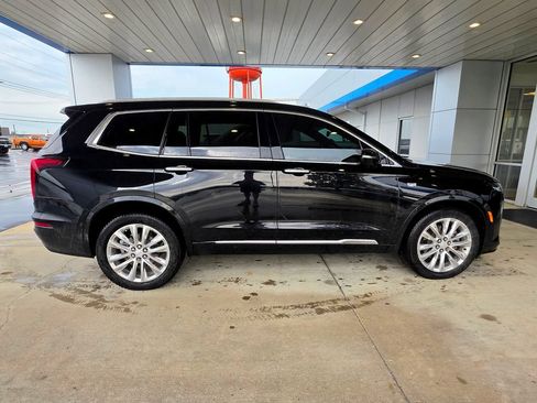 Used 2020 Cadillac XT6 Premium Luxury AWD/4WD image 13