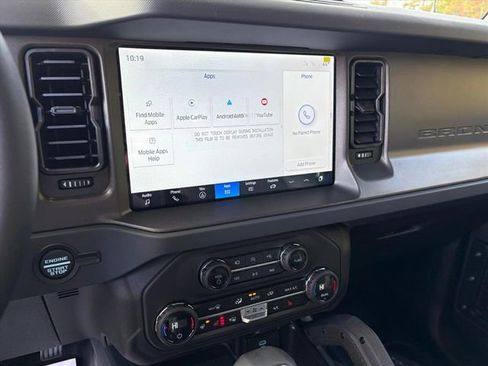 New 2025 Ford Bronco Badlands image 9