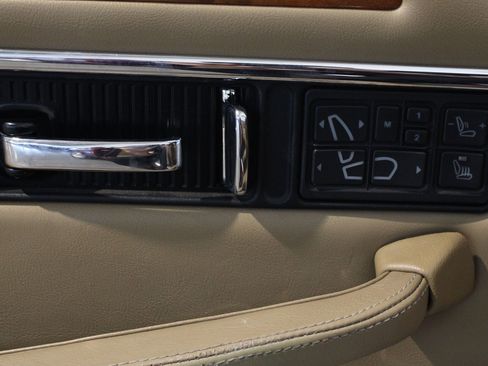 Used 1995 Jaguar XJS 4.0 Convertible RWD image 40