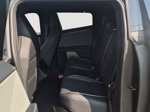 Used 2025 Tesla Cybertruck AWD Crew Cab image 6
