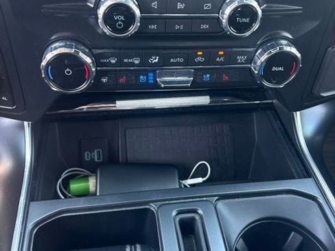 Used 2022 Ford F150 Raptor w/ Equipment Group 801A High AWD/4WD image 13