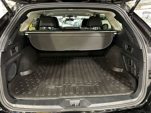 Used 2020 Subaru Outback Limited image 26