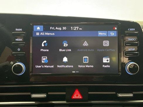 Used 2022 Hyundai Elantra SEL w/ Convenience Package image 16