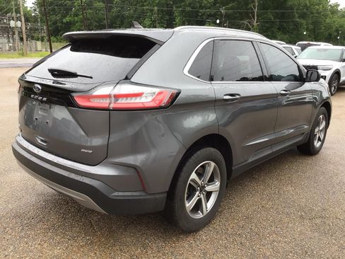 Certified 2023 Ford Edge SEL w/ Convenience Package AWD/4WD image 8