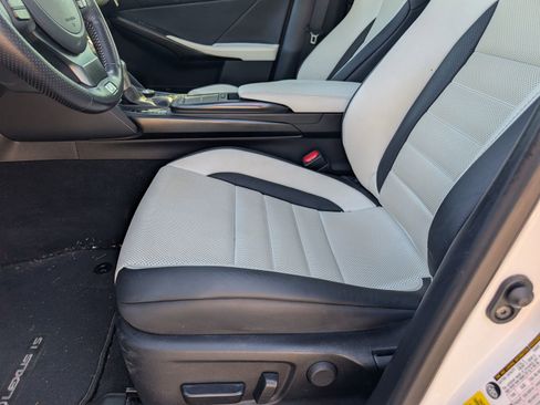 Used 2022 Lexus IS 350 F Sport image 9