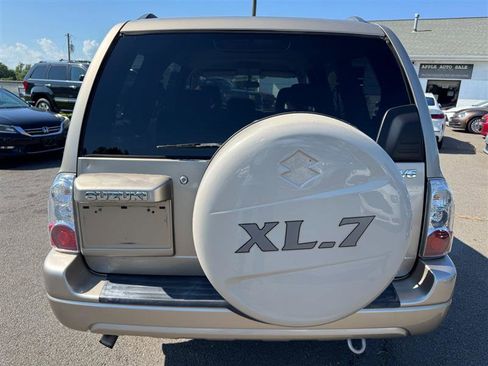Used 2005 Suzuki XL7 2WD image 5