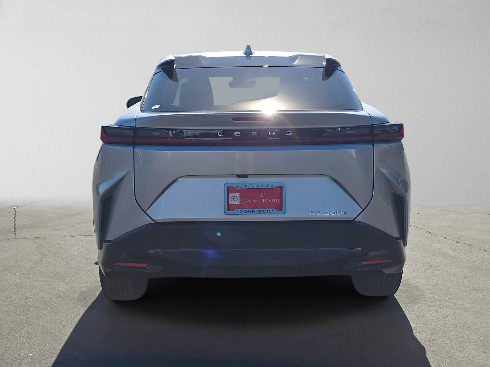 Used 2024 Lexus RZ 300e Premium w/ Accessory Package (2T) FWD image 4