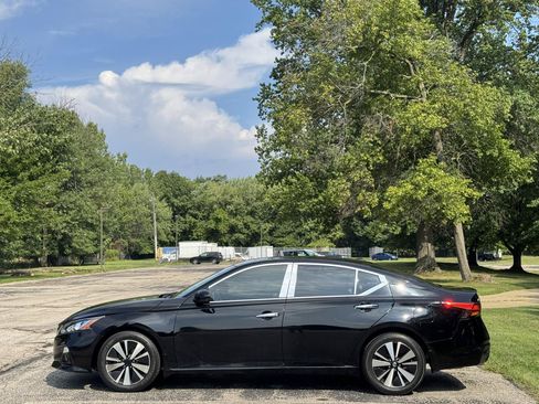 Used 2019 Nissan Altima 2.5 SL AWD/4WD image 9
