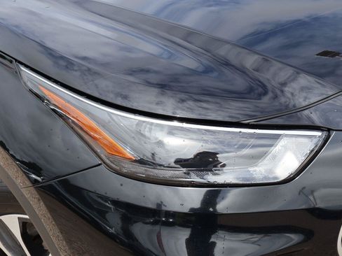 Used 2023 Toyota Highlander XLE FWD image 10