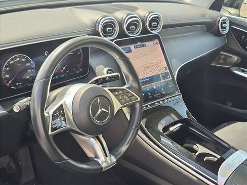 Used 2023 Mercedes-Benz GLC 300 4MATIC image 9