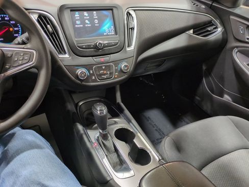 Used 2016 Chevrolet Malibu LT FWD image 23