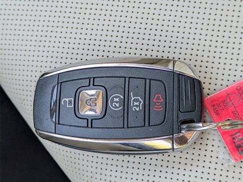 Used 2019 Lincoln MKC Reserve w/ MKC Technology Package image 31