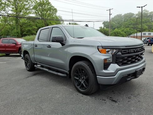 Used 2024 Chevrolet Silverado 1500 Custom AWD/4WD image 9