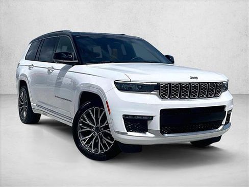 Used 2022 Jeep Grand Cherokee L Summit AWD/4WD image 12