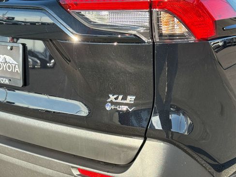 New 2025 Toyota RAV4 XLE image 17