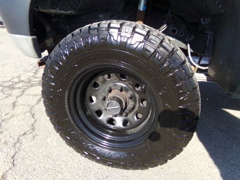 Used 2002 Ford F250 XL image 18