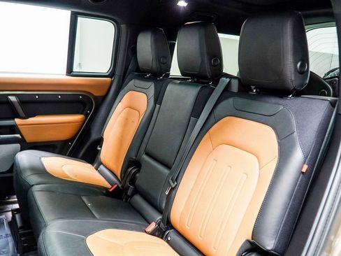 Used 2024 Land Rover Defender 130 X image 45