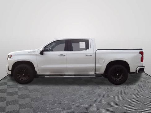 Used 2021 Chevrolet Silverado 1500 High Country w/ Technology Package AWD/4WD image 2