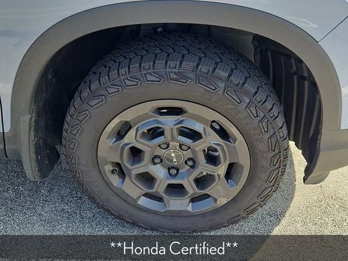 Certified 2025 Honda Ridgeline TrailSport+ image 11
