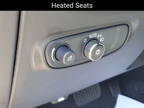 Certified 2024 Chevrolet Equinox LT w/ LPO, Floor Liner Package FWD image 9