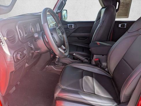 Used 2024 Jeep Wrangler Unlimited Rubicon 392 image 18