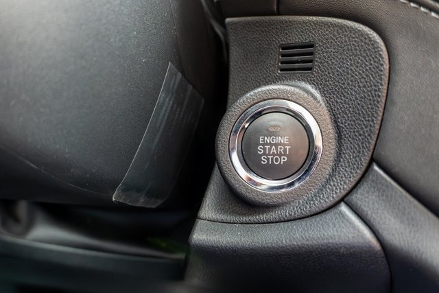 Used 2025 Subaru Outback Premium AWD/4WD image 24