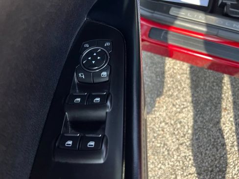 Used 2019 Lincoln Nautilus Select AWD/4WD image 31