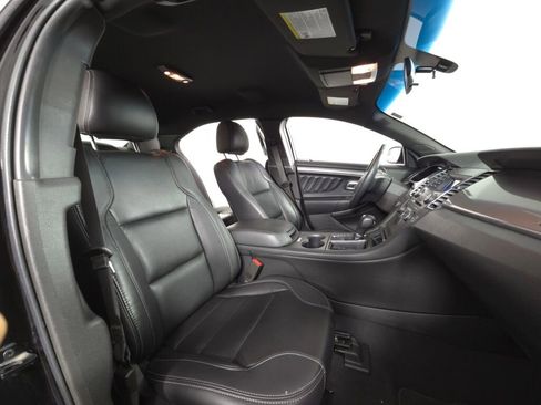 Used 2019 Ford Taurus SEL image 29