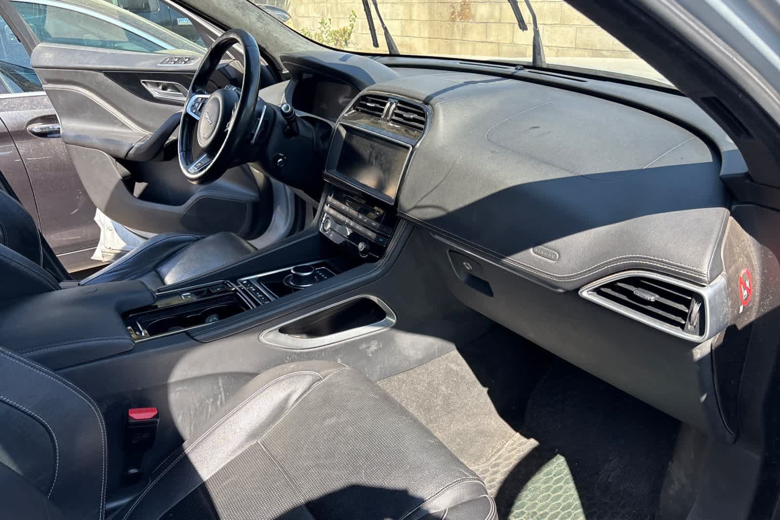 Used 2018 Jaguar F-PACE S AWD/4WD image 18