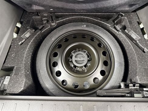 Used 2015 Chevrolet Equinox LT w/ Driver Convenience Package image 37