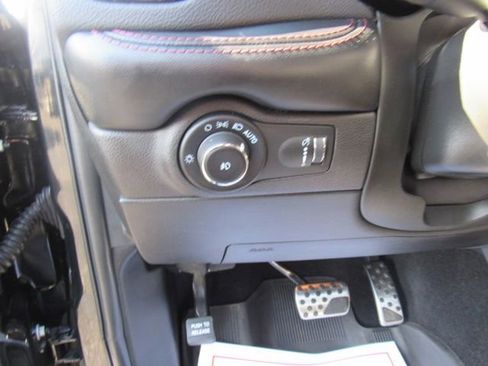 Used 2021 Dodge Durango R/T w/ Tow 'N Go Package image 16