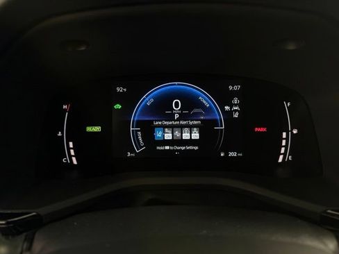 Used 2026 Toyota Camry SE FWD image 18