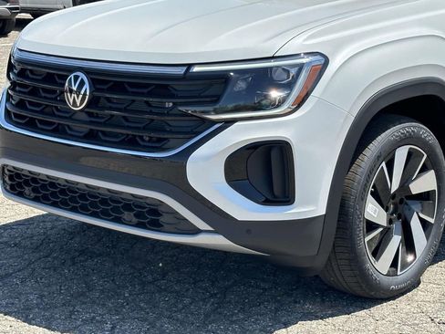 New 2026 Volkswagen Atlas Cross Sport SE AWD/4WD image 7