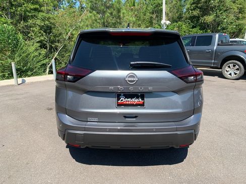 New 2026 Nissan Rogue S FWD image 4