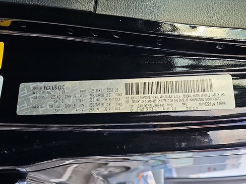 Used 2020 Jeep Wrangler Unlimited Sahara image 28