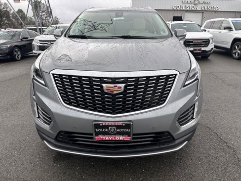 Used 2024 Cadillac XT5 Premium Luxury image 2